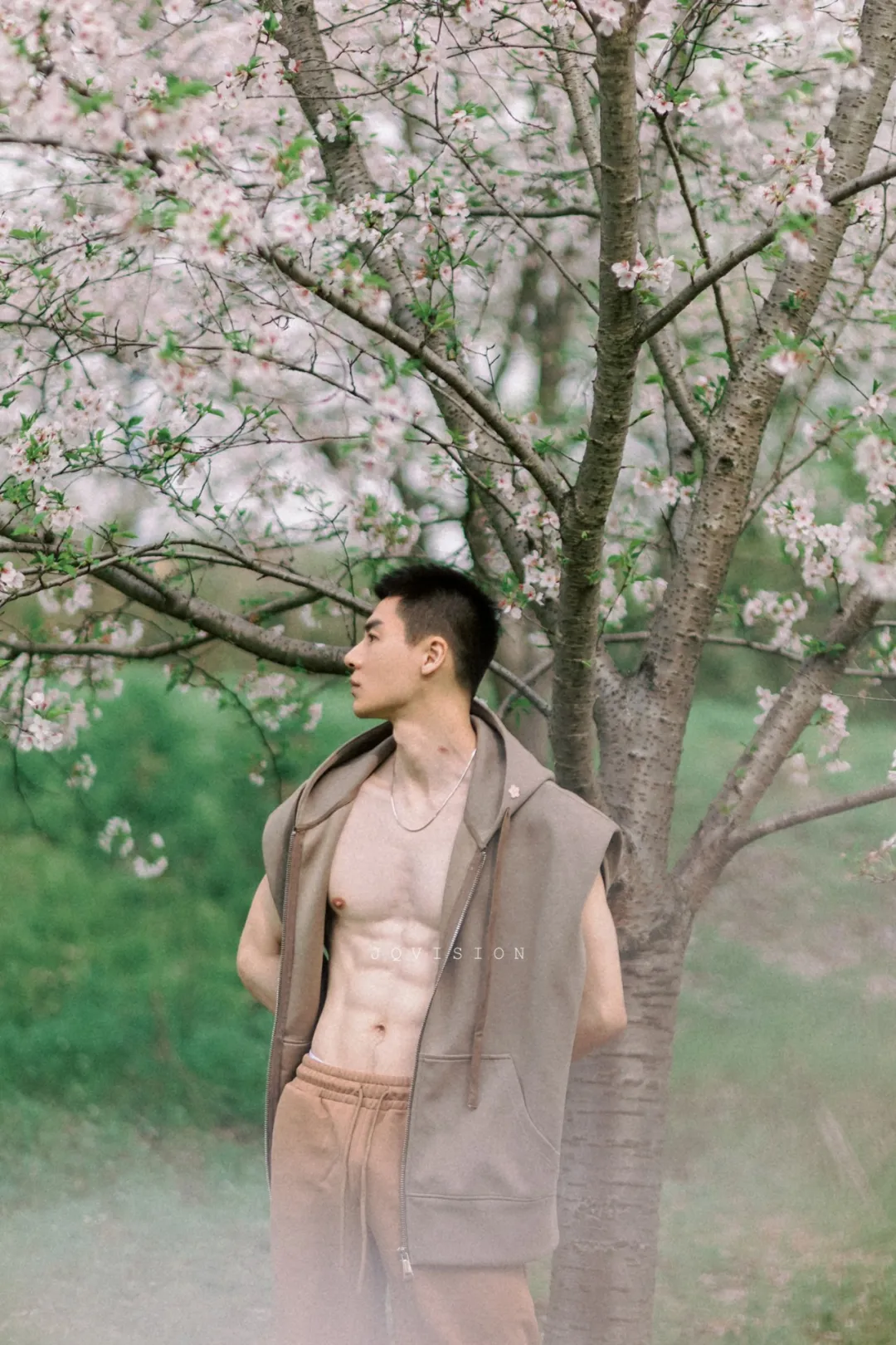 JQ's VISION｜春日情书·未来篇-IsThereATop