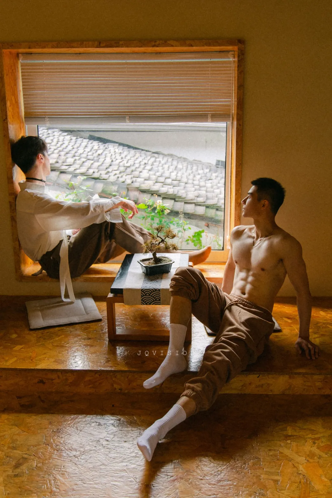 JQ's MAN|act i: spring-IsThereATop